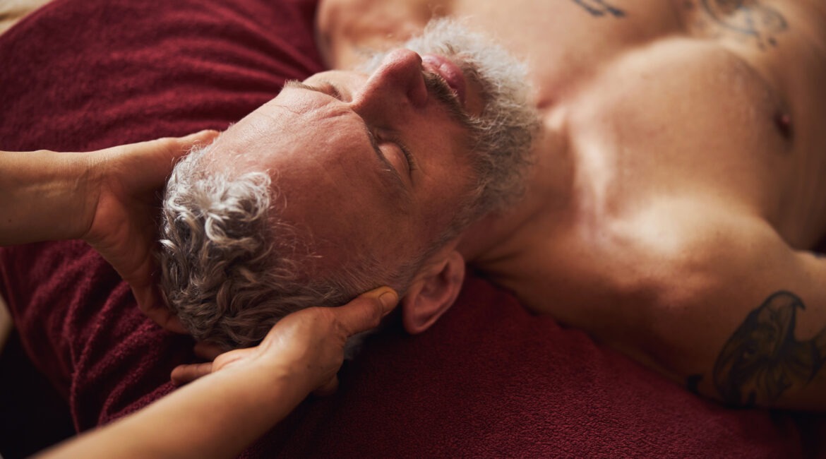 Massagem em Lisboa - Massagista sensual - head spa